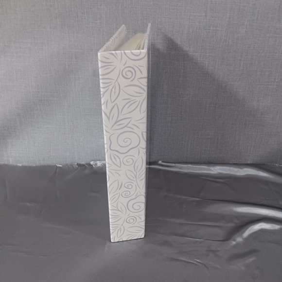 VTG Photograph Scrapbook Album Purple White 300 Photos memento memory Granny - Picture 3 of 7